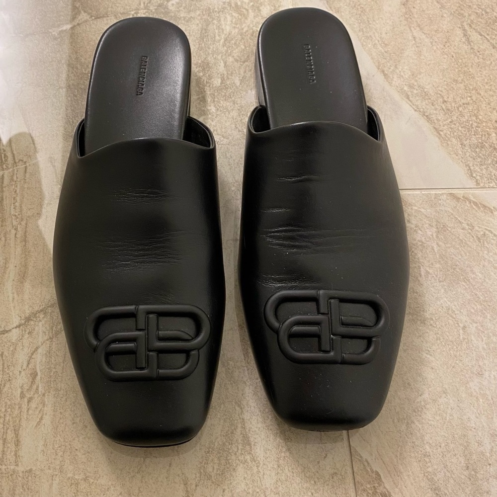 Balenciaga Black Leather Cosy BB Mules Women’s Size 10